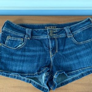 Decree Jean Shorts